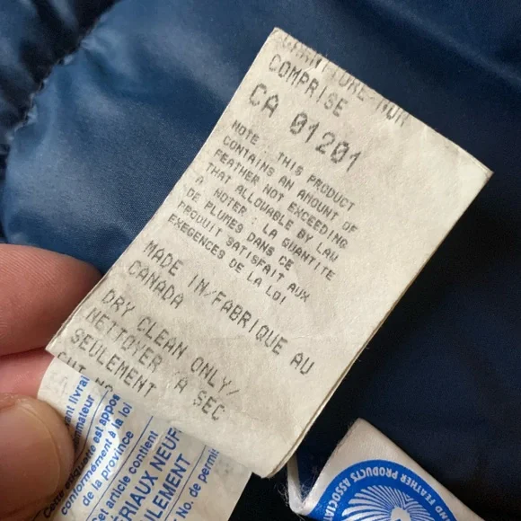 Canada Goose Resolute Parka - the most practical/functional, Canada Goose jacket - Picture 12 of 16